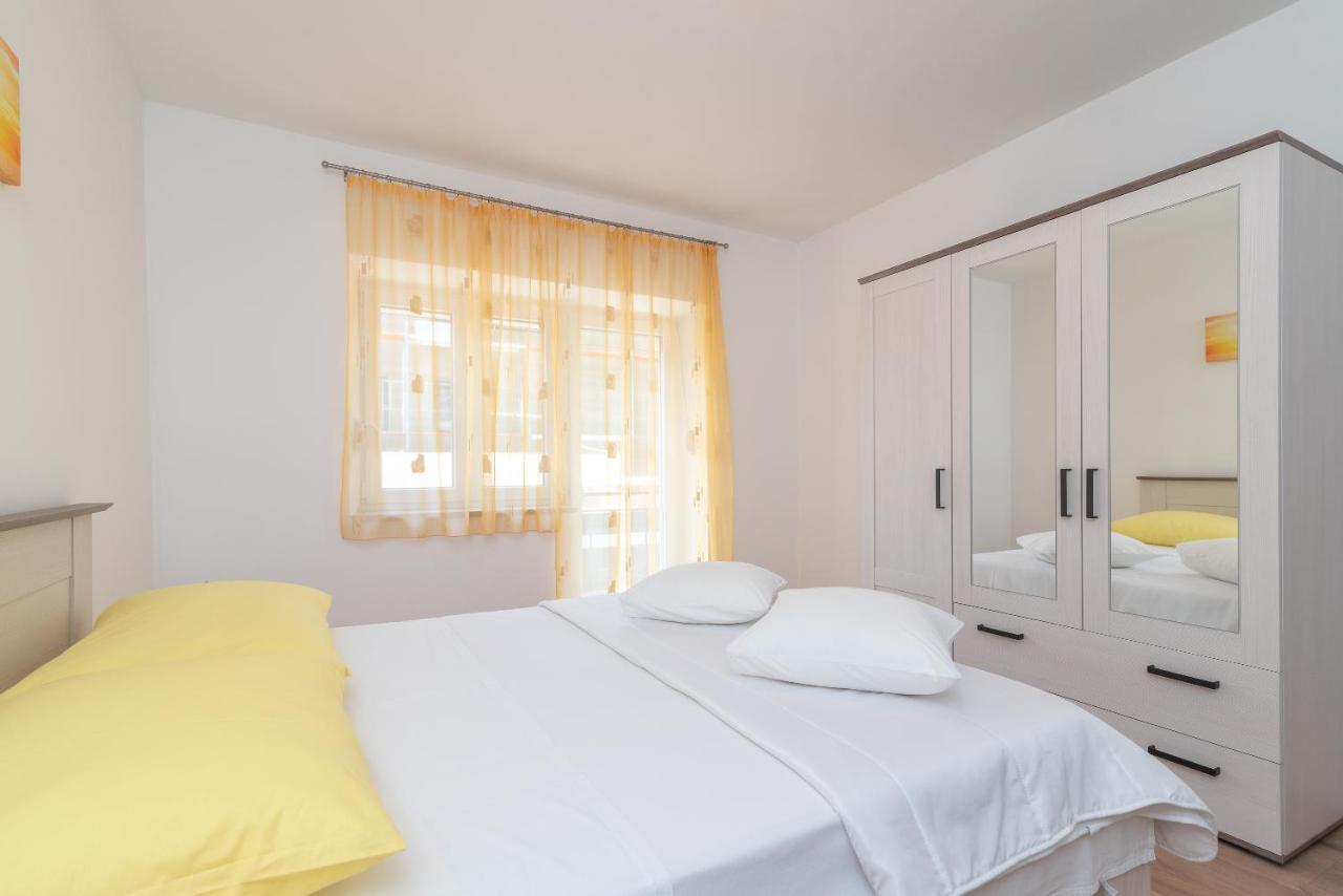 Apartman Galeb Traù Esterno foto