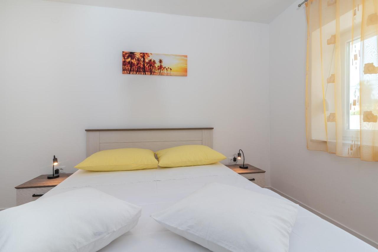 Apartman Galeb Traù Esterno foto